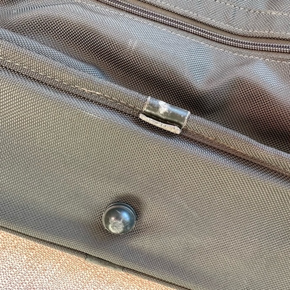 Tumi Briefcase/ Bag - Picture 9 of 14